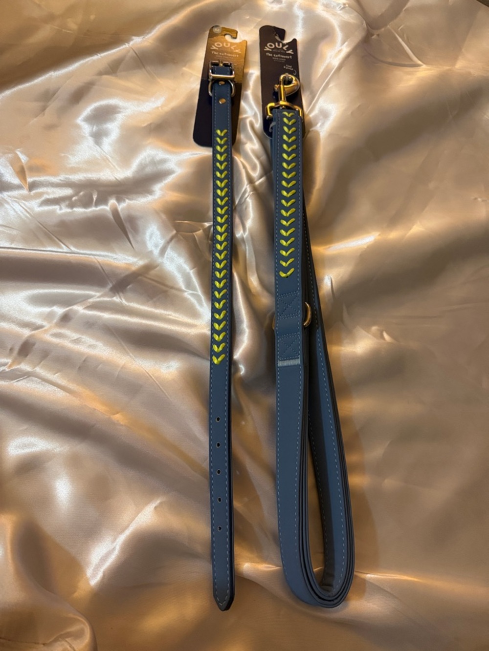 Oul+ Navy Dog Collar and Leash Set with Yellow Accent